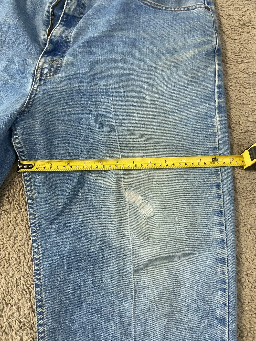Levis 540 Jeans Mens 40x30 Flex Comfort Fit Relaxed Tapered Distressed Denim